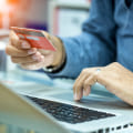 Cuáles son los pasos que se deben seguir para convertirse exitosamente como profesional del área del comercio electrónico?