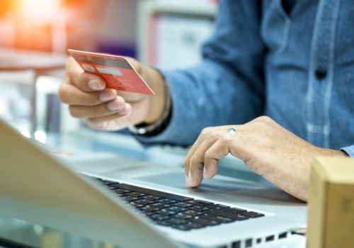 Cuáles son los pasos que se deben seguir para convertirse exitosamente como profesional del área del comercio electrónico?